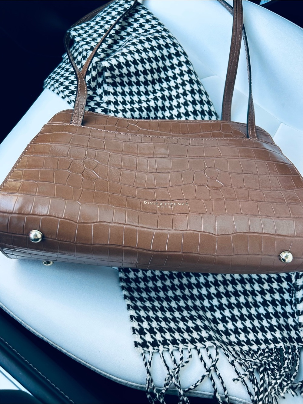 100% Italian Leather Hand Bag